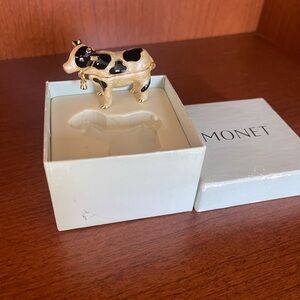 Delightful enamel trinket box cow with original box